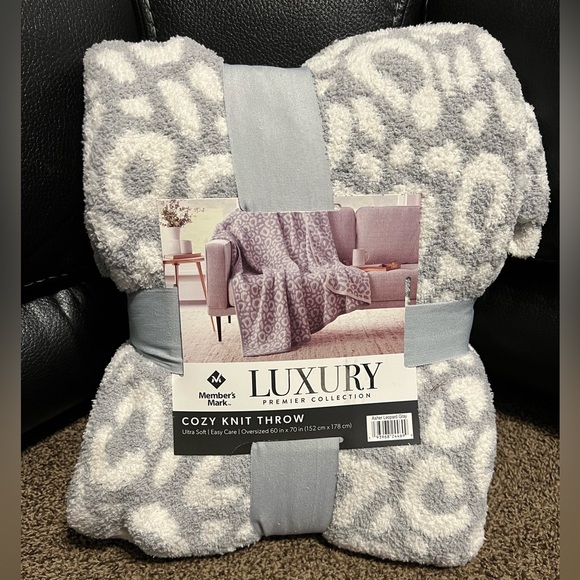 members mark Bedding Members Mark Oversized Cozy Knit Throw Poshmark